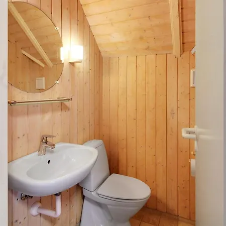 Almina - 1km From The Sea By Interhome